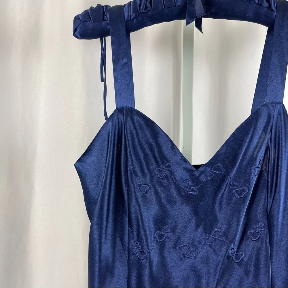 Vintage Erika Taylor Large Embroidered Satin Silky Slip Dress Lingerie Heart - Picture 9 of 9